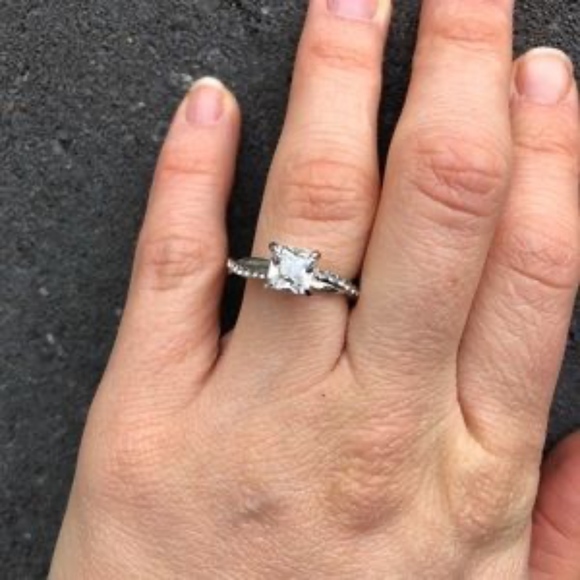 1 ct. Square Radiant Diamond Crystal Ring - Picture 3 of 4